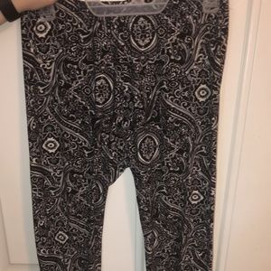 printed leggings